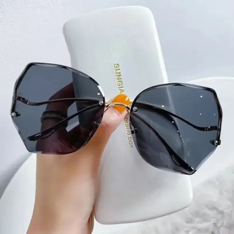 Irregular Round Sunglases Women Brand Designer Gradient Fashion Sun Glasses Female Rimless Metal Curved Temples Oculos De Sol