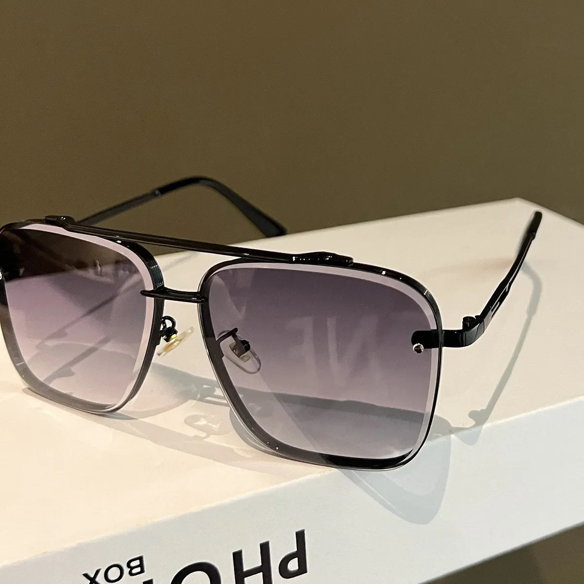 Metal Punk Big Frame Sunglasses for Men Women Cool Driving Glasses Brand Design Square Sun Glasses Goggles UV400 Eyewear