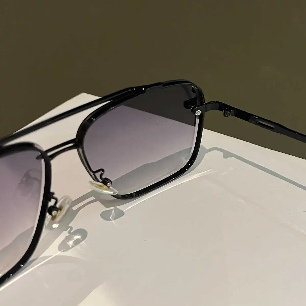 Metal Punk Big Frame Sunglasses for Men Women Cool Driving Glasses Brand Design Square Sun Glasses Goggles UV400 Eyewear